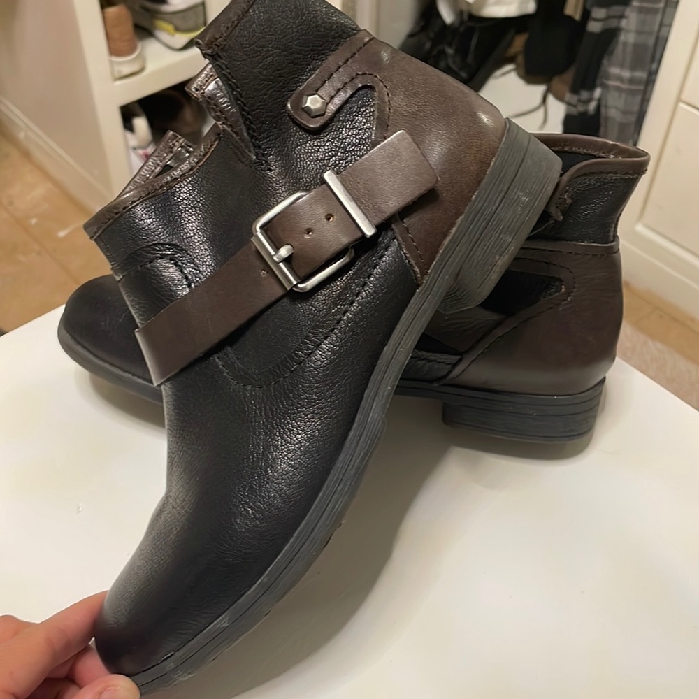 BCBG Boots